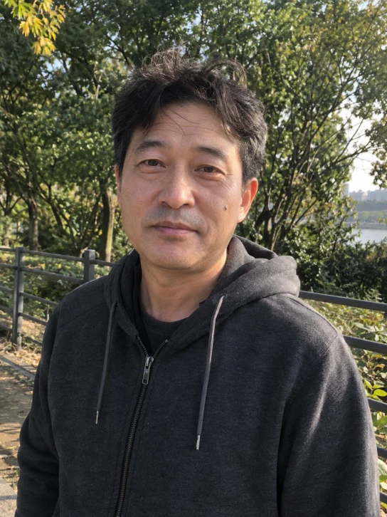 야외에서 찍은 보정 전 사진